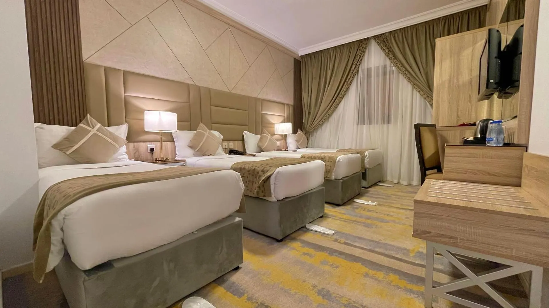 Mokhtara International Hotel Medina 3*,  Saudi Arabia